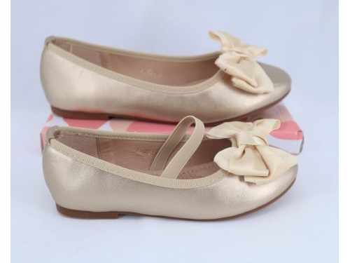 BAILARINA CON LAZO 2