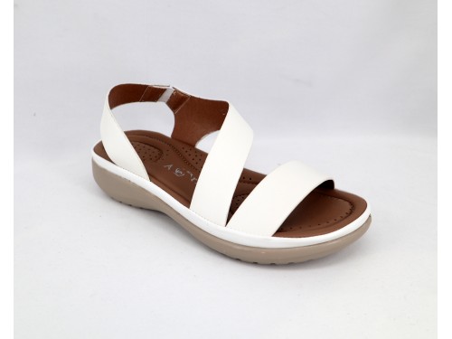 SANDALIA PLANA DE TIRAS 2