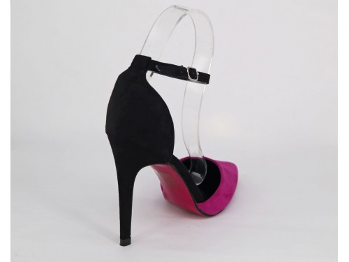 STILETTO CON PULSERA AL TOBILLO 2