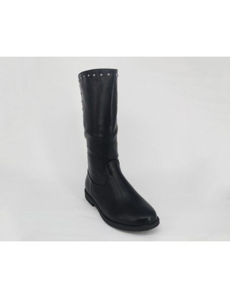 BOTA DE NIÑA CON TACHUELAS PLATEADAS
