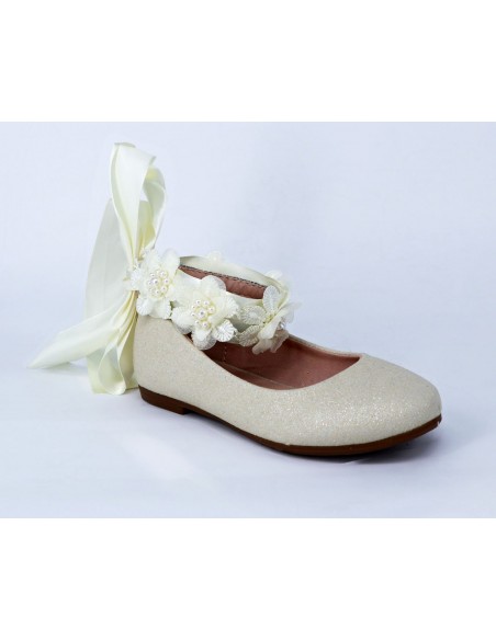 BAILARINA DE NIÑA VESTIR. LAZADA DE FLORES AL TOBILLO.