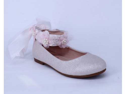 BAILARINA DE NIÑA VESTIR. LAZADA DE FLORES AL TOBILLO.