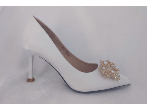 STILETTO FIESTA CON HEBILLA DE ADORNO EN PUNTERA 2