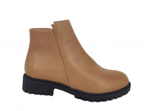 BOTIN PLANO DE POLIPIEL. SUELA DE GOMA. 2