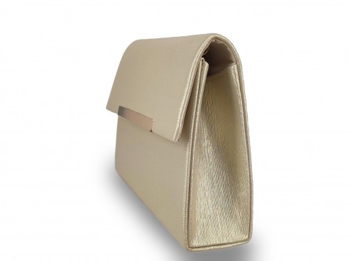 CARTERA DE MANO SATINADA. 2