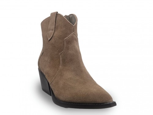 BOTIN CAMPERO DE ANTELINA.