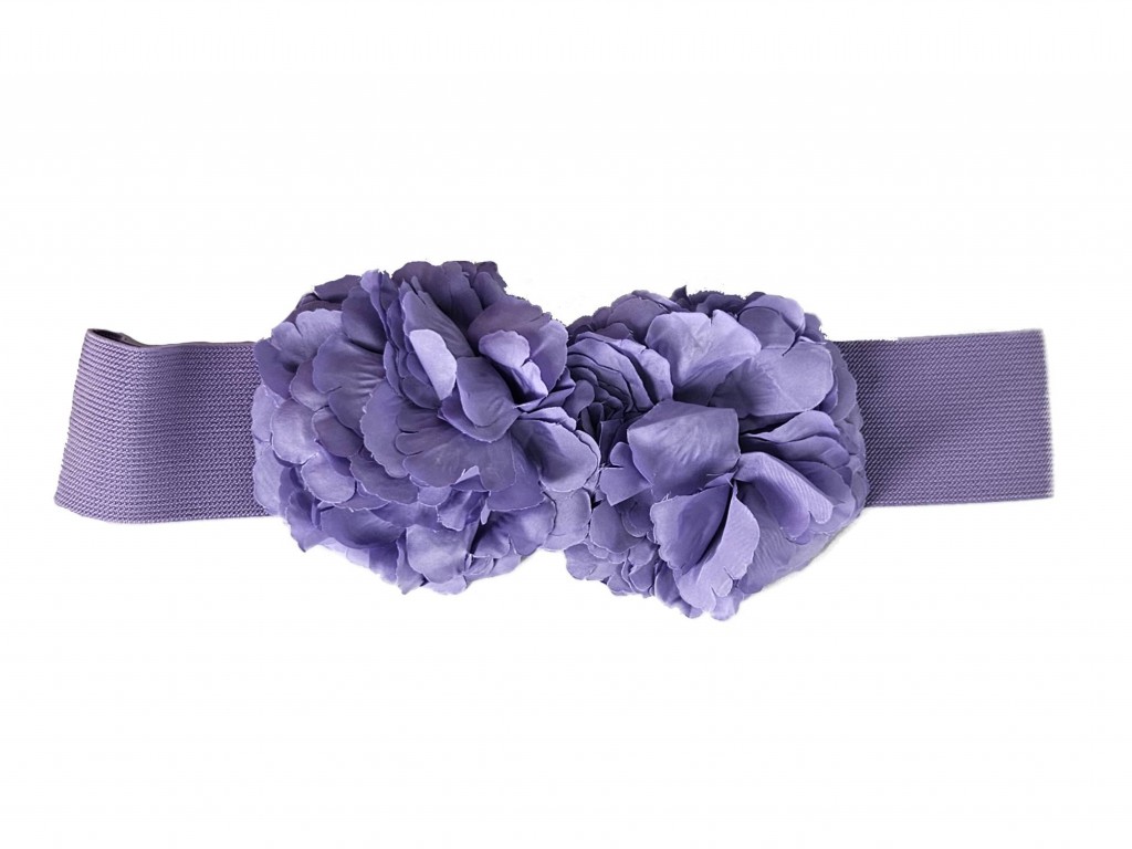CINTURÓN ELÁSTICO CON FLORES.