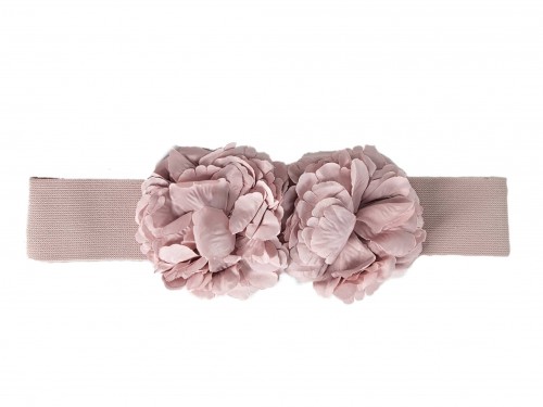 CINTURÓN ELÁSTICO CON FLORES.