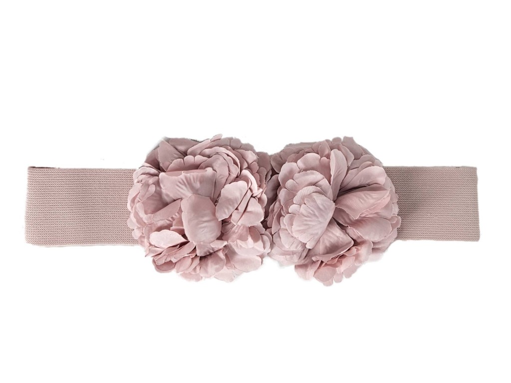 CINTURÓN ELÁSTICO CON FLORES.