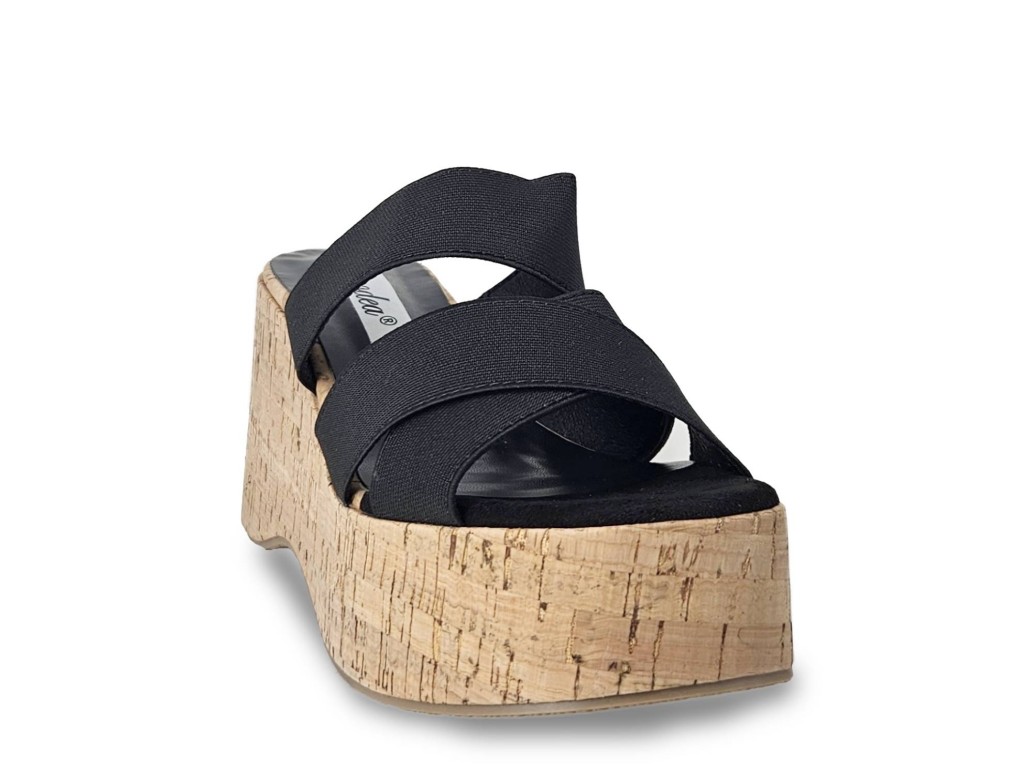 SANDALIA TIPO ZUECO.